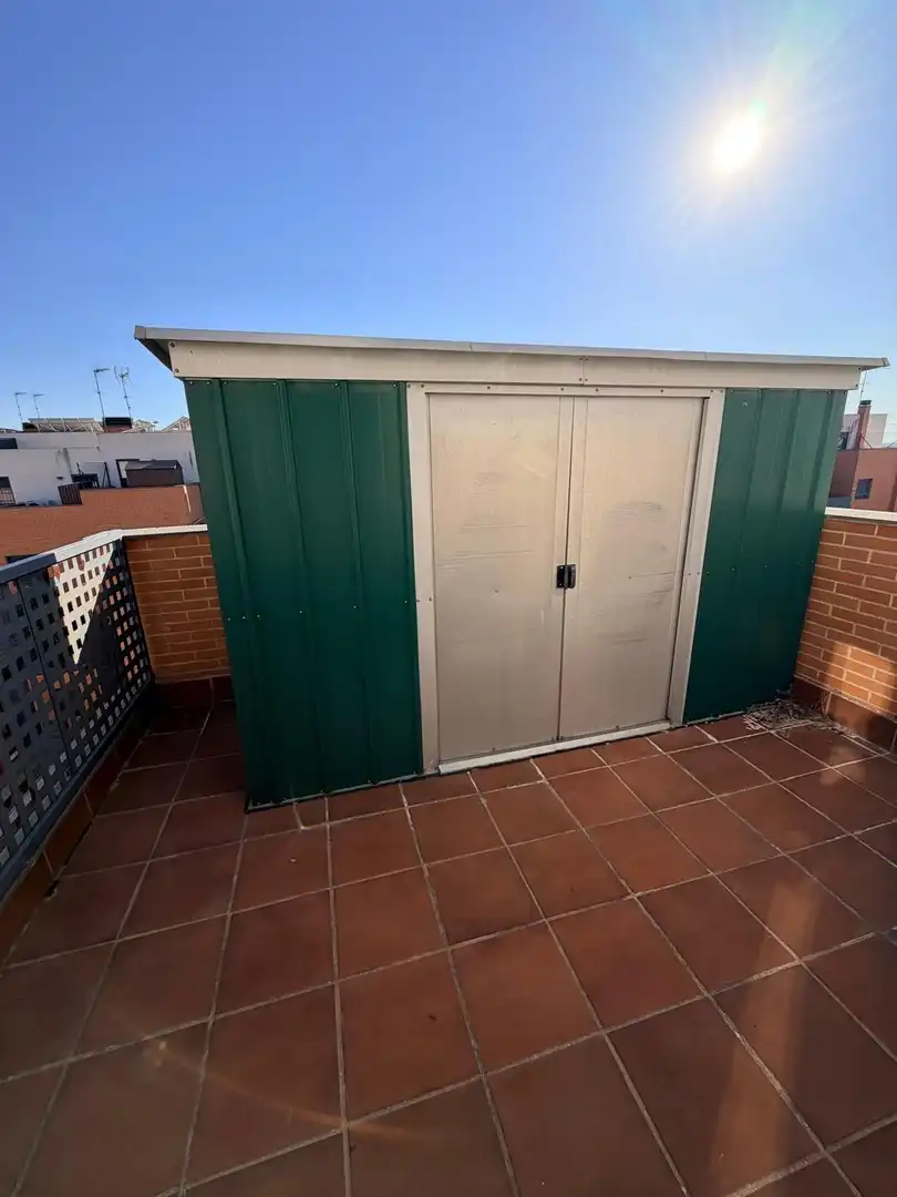 Vista exterior de Casa o chalet en venta en Valdemoro con Aire acondicionado