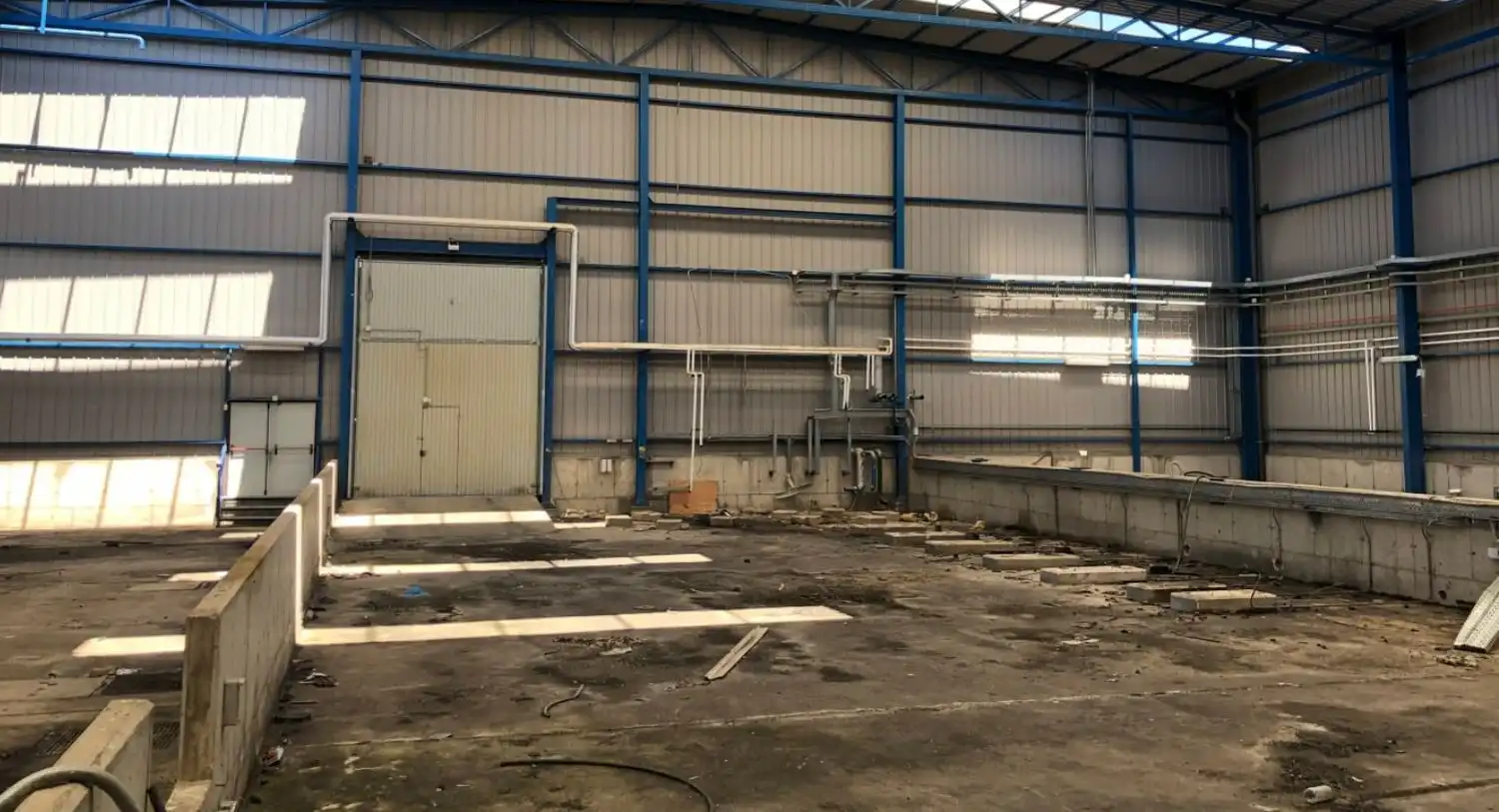 Fabrikhallen zum Verkauf in Almadén