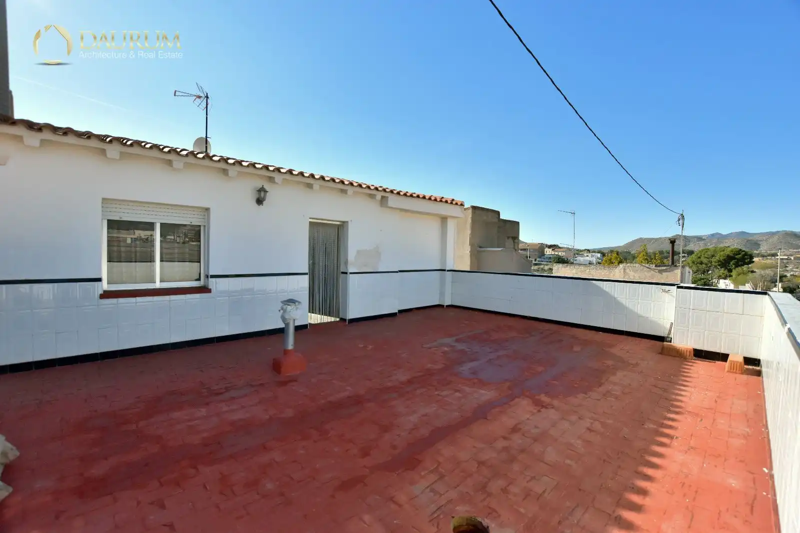 Vista exterior de Casa o chalet en venta en Elda con Calefacción