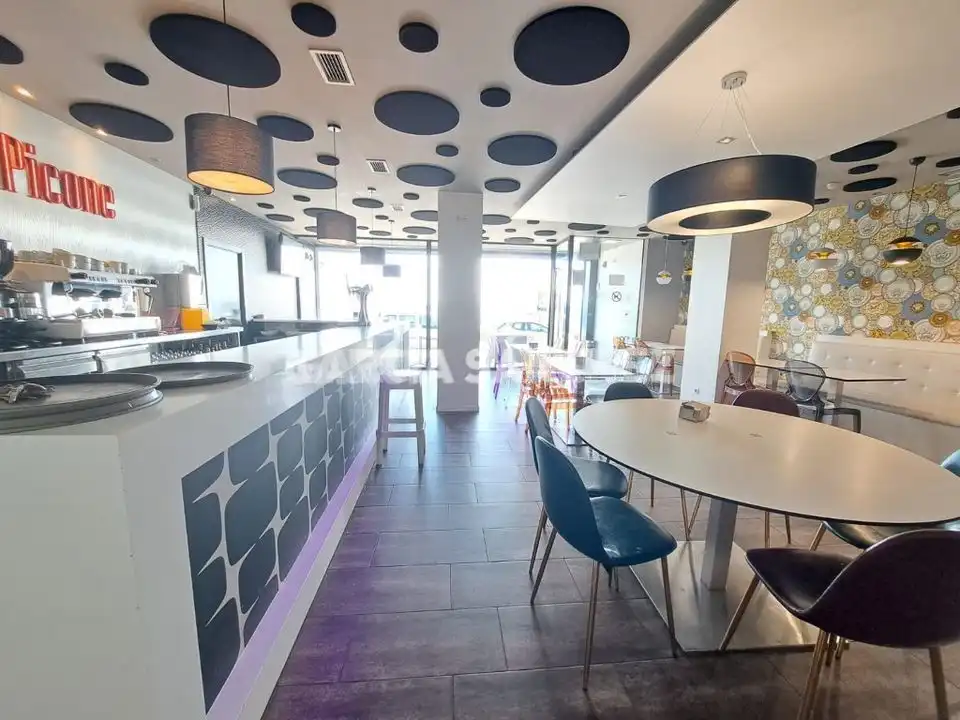 Business premises for transfer in Paseo del Arenal 10, imagen 8