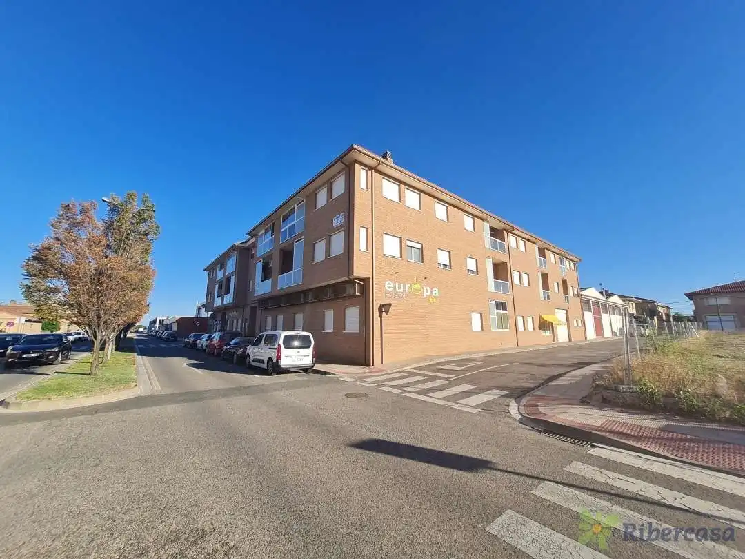 Vista exterior de Piso en venta en Castejón (Navarra) con Calefacción, Trastero y Balcón