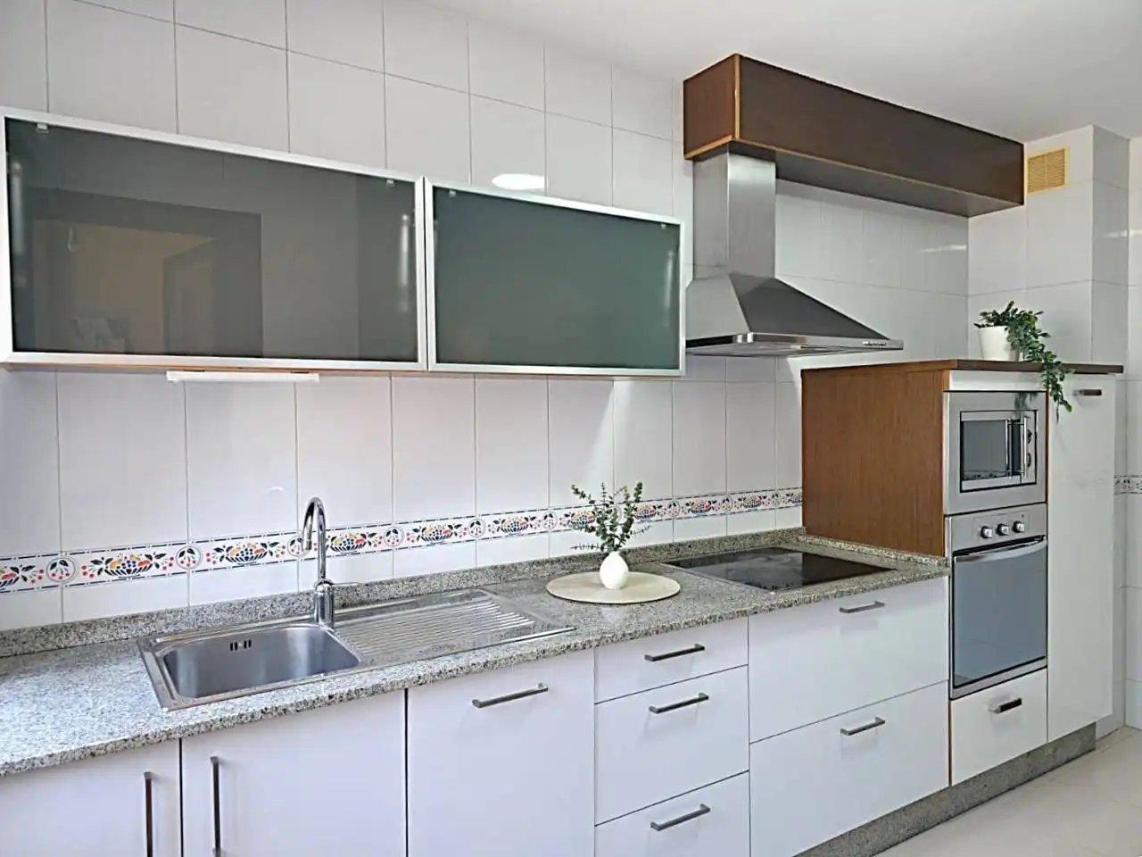 Cocina de Apartamento de alquiler en Sada (A Coruña) con Calefacción