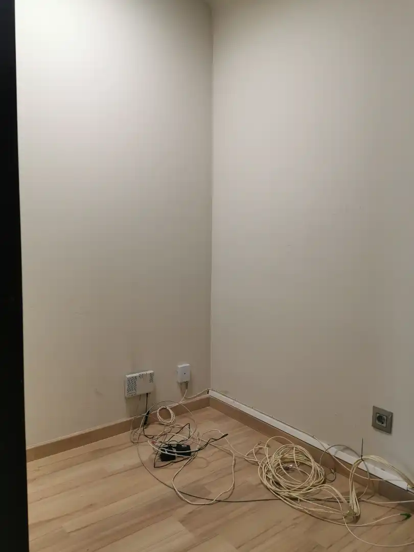 Office for sale in Manresa  with Air Conditioner