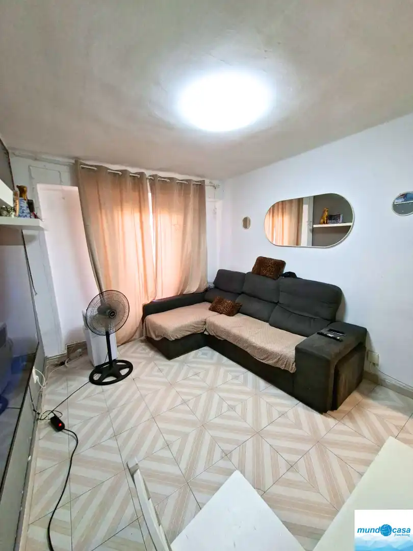 Sala de estar de Piso en venta en Zaragoza con Balcón