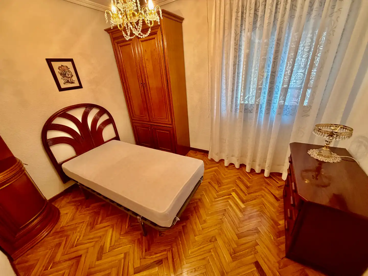 Habitación de Dúplex en venta en Leganés con Aire acondicionado, Calefacción y Jardín privado