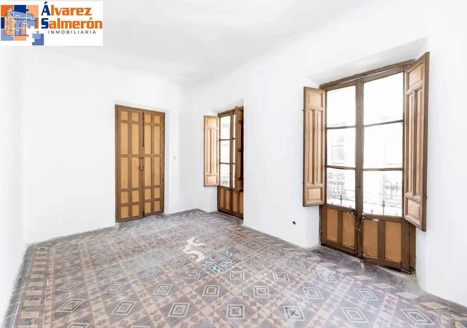 Apartament amb ascensor en venda a Calle  Gran Vía de Colón, imagen 35