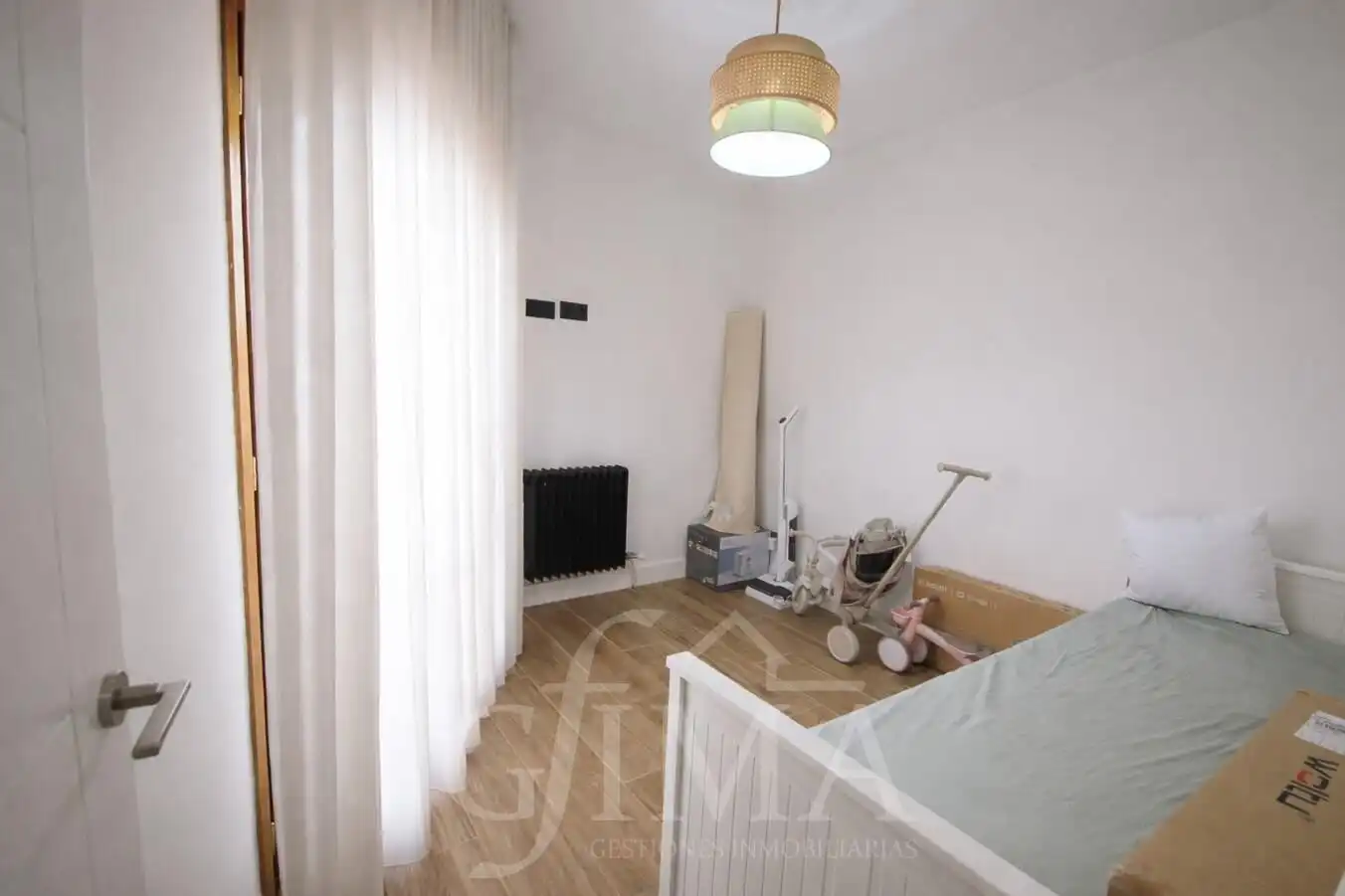 Schlafzimmer von Erdgeschoss zum Verkauf in Tomelloso mit Klimaanlage und Heizung