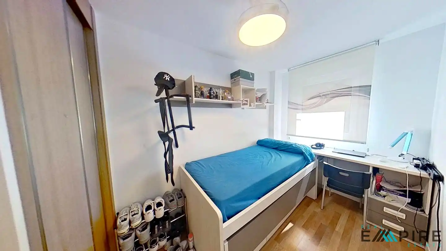 Habitación de Piso en venta en Parla con Aire acondicionado, Calefacción y Internet