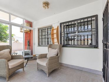 Apartment with balcony for sale in Calle  Lago Bañolas