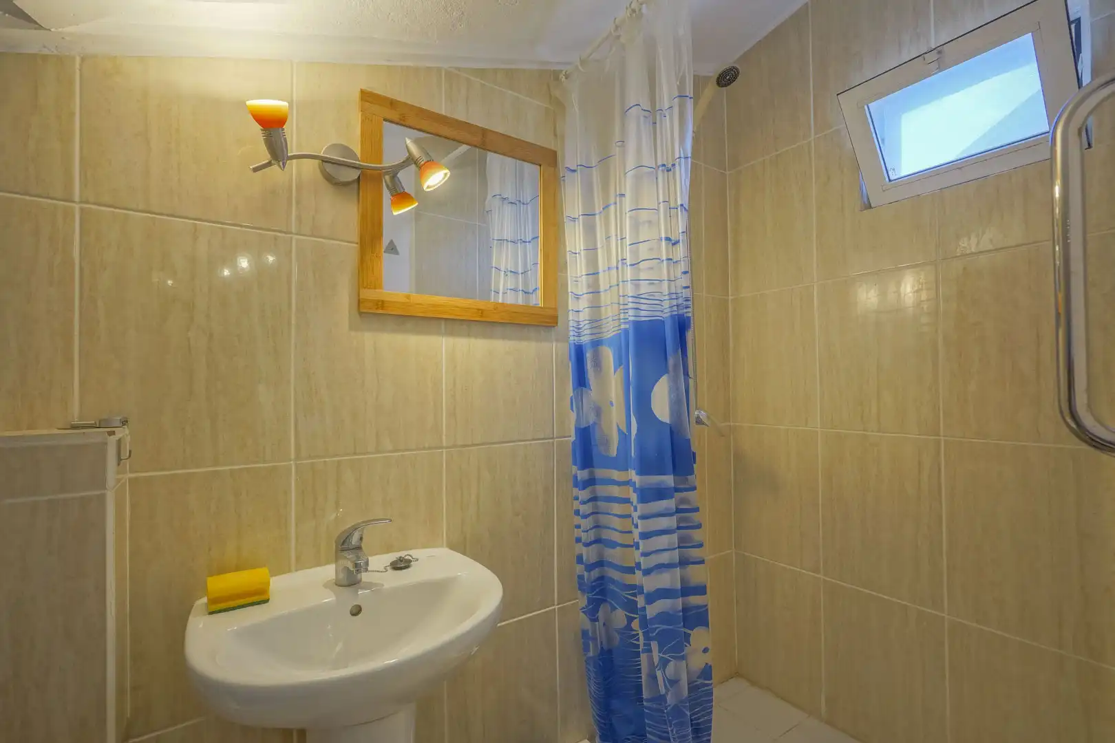 Bathroom of Houses for sale in Jávea / Xàbia  with Air Conditioner, Heating and Private garden