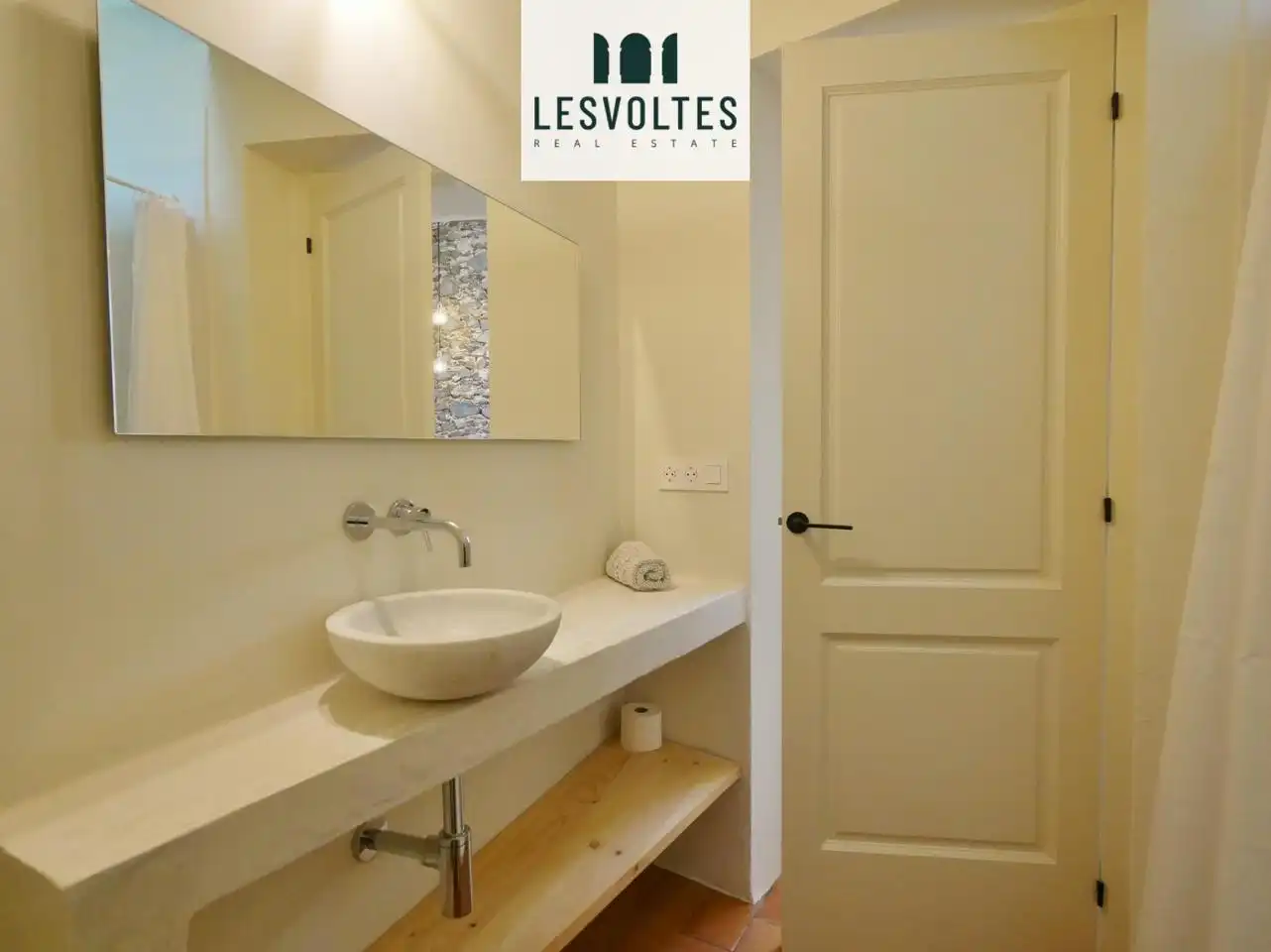 Baño de Casa o chalet de alquiler en Rupià con Aire acondicionado, Calefacción y Jardín privado