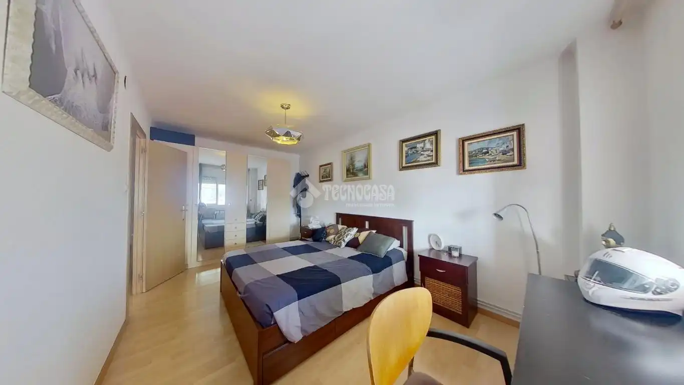Bedroom of Flat for sale in Cerdanyola del Vallès  with Air Conditioner, Heating and Balcony