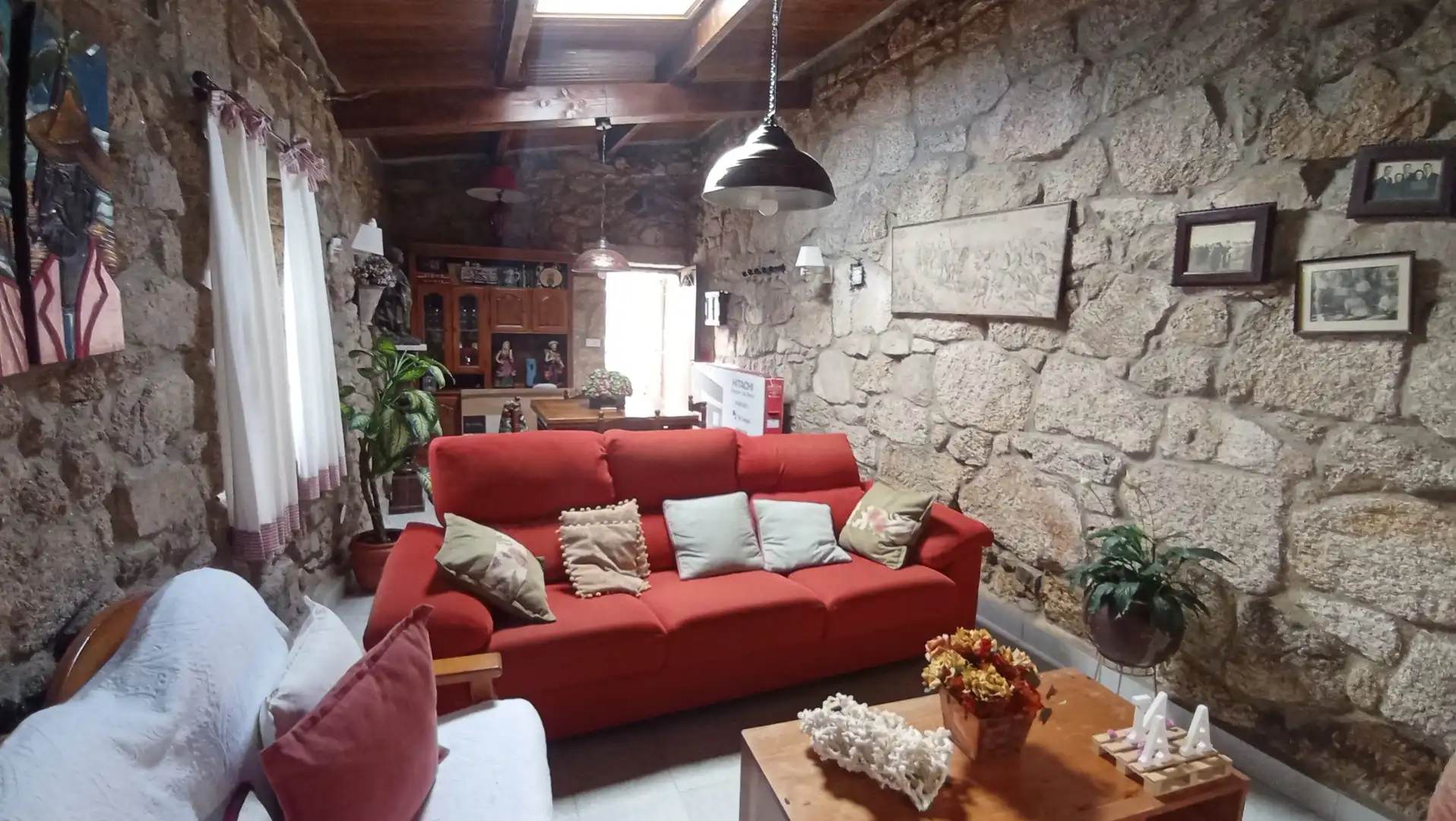Sala de estar de Casa o chalet en venta en Ponte Caldelas con Calefacción, Jardín privado y Parquet