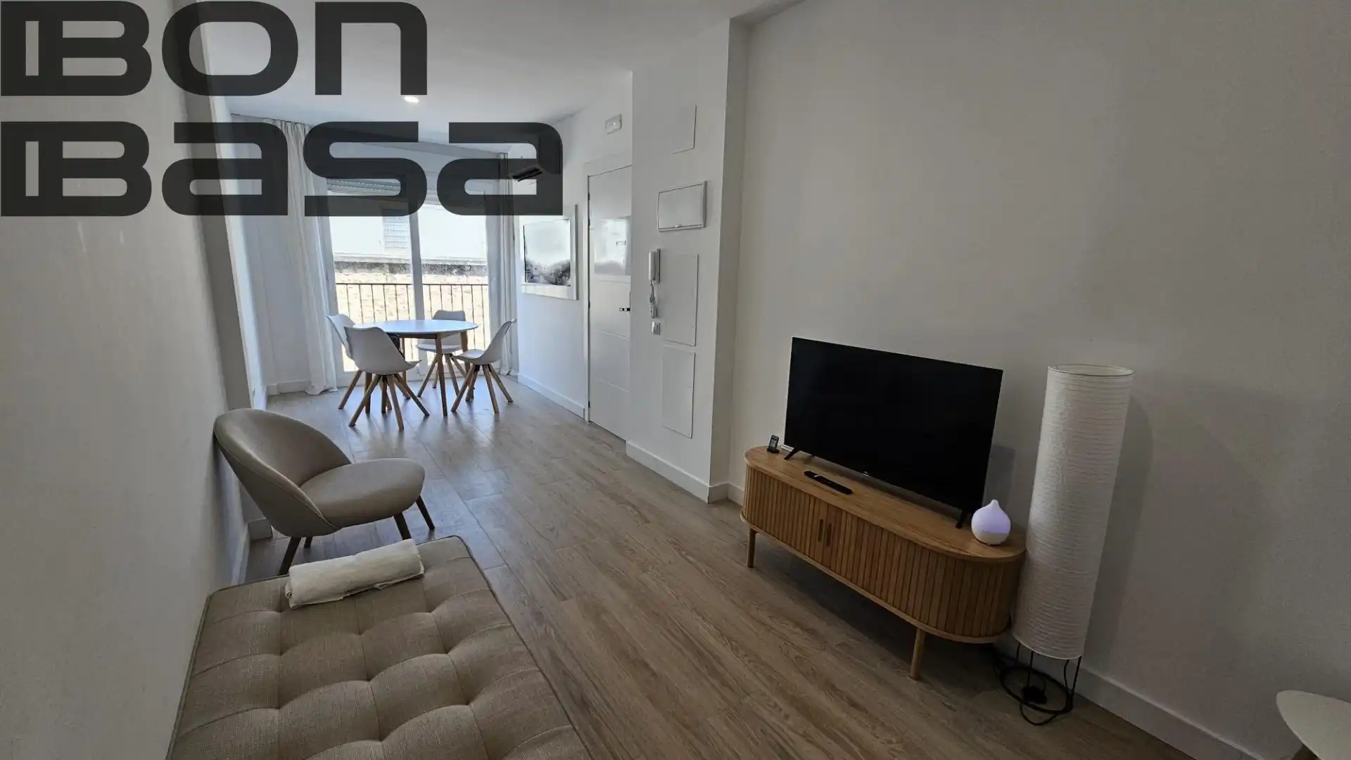 Sala d'estar de Apartament en venda en Alicante / Alacant amb Aire condicionat
