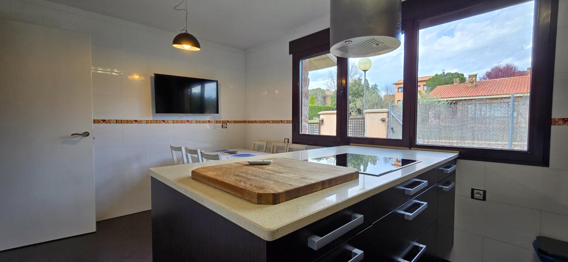 Kitchen of House or chalet for sale in Almarza  with Heating and Private garden