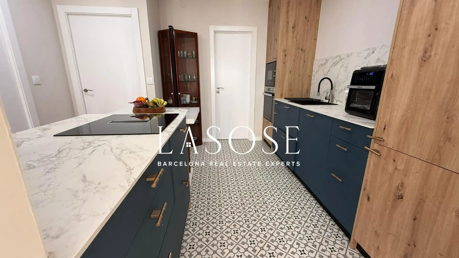 Küche von Wohnung zur Miete in Vilanova i la Geltrú mit Klimaanlage, Terrasse und Möbliert