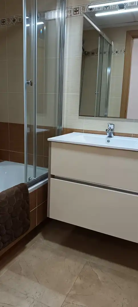 Badezimmer von Wohnung zum Verkauf in Lorca mit Klimaanlage, Heizung und Abstellraum