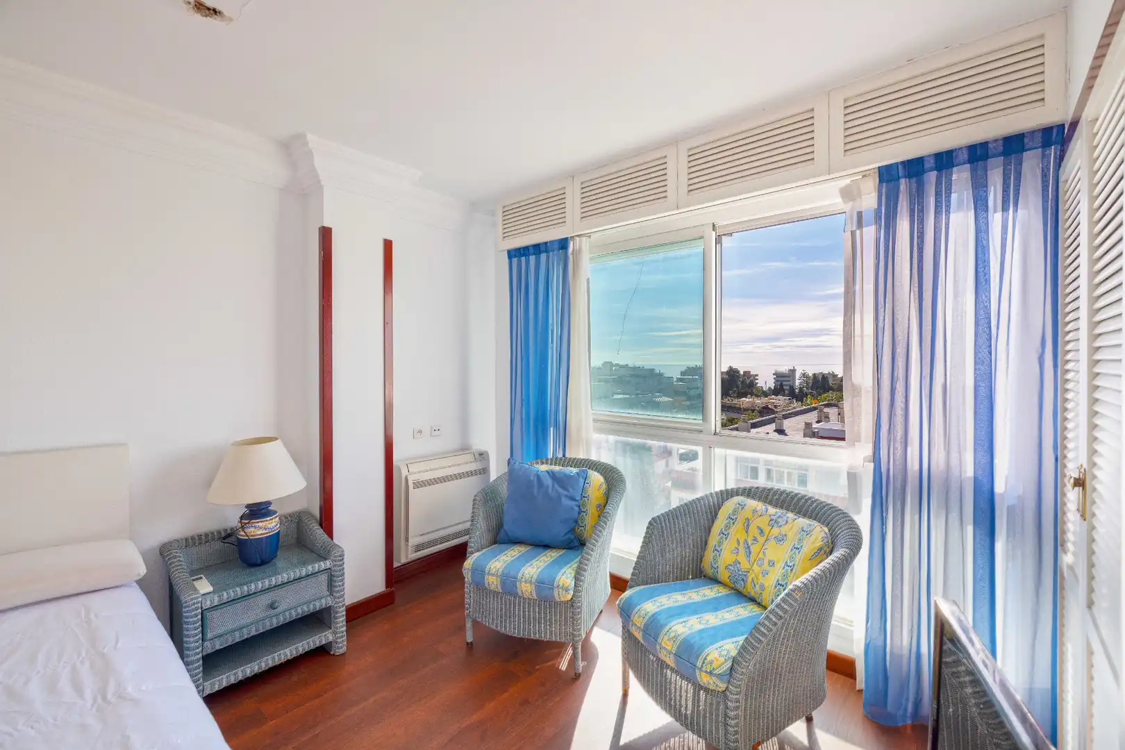 Habitación de Ático en venta en Marbella con Aire acondicionado, Calefacción y Terraza