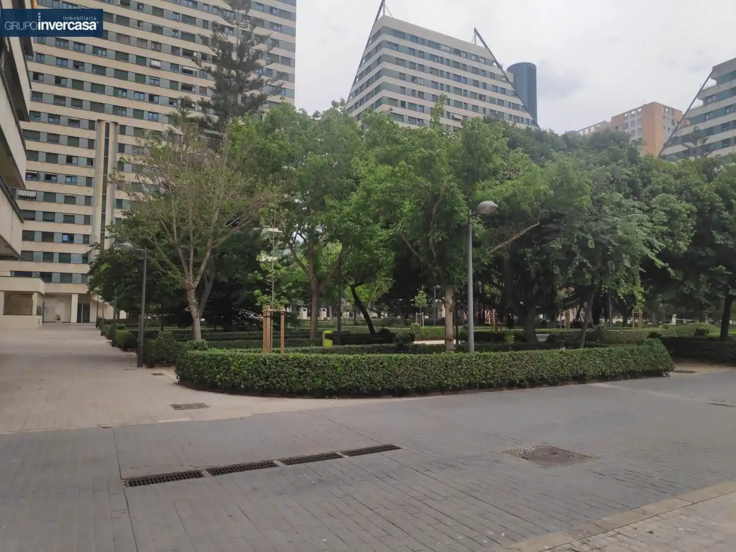 Exterior view of Commercial properties for sale in Valencia