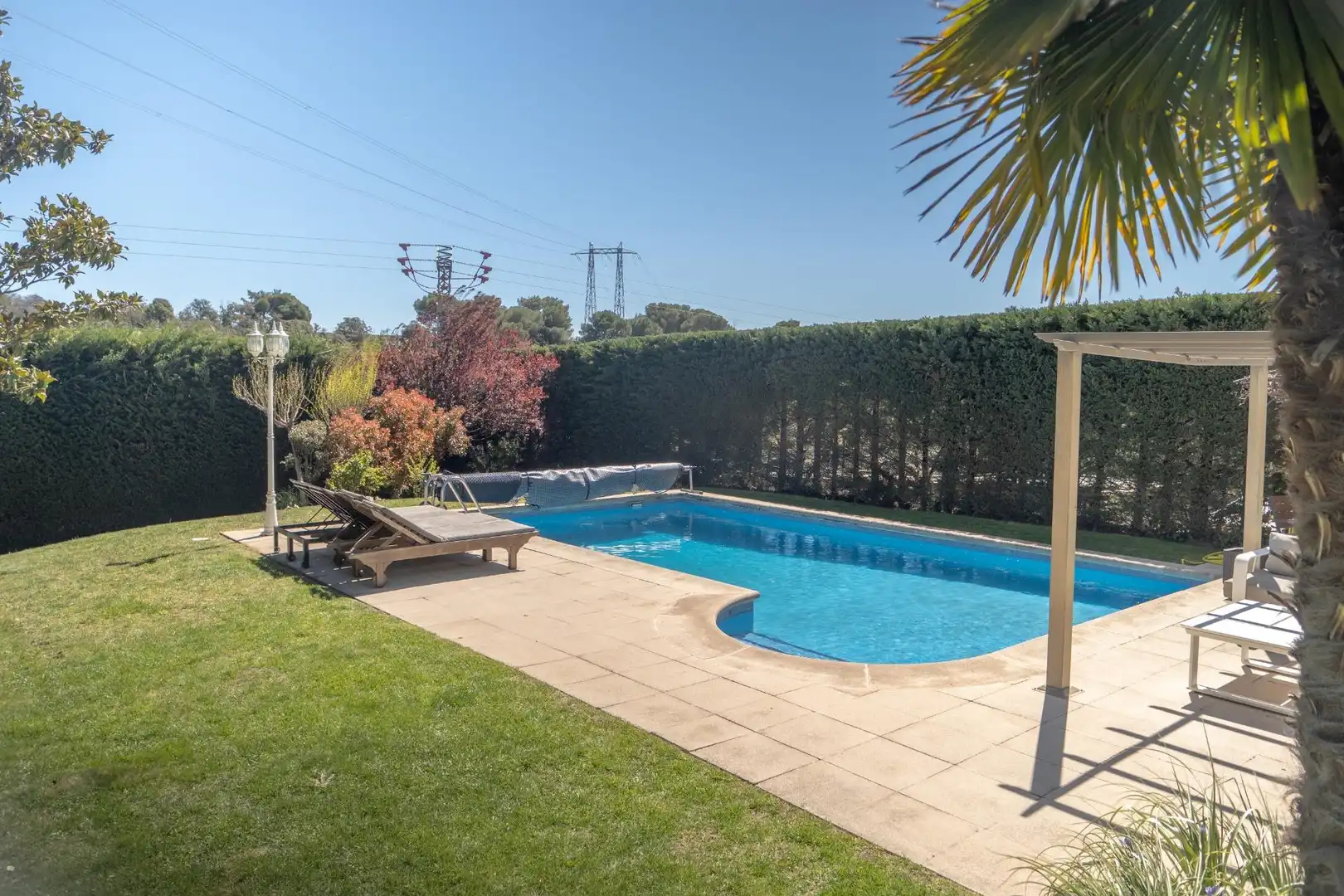 Schwimmbecken von Haus oder Chalet zum Verkauf in Torrelodones mit Heizung, Privatgarten und Terrasse