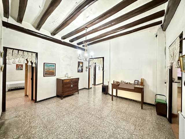 Casa adosada en Venta en Montesquiu