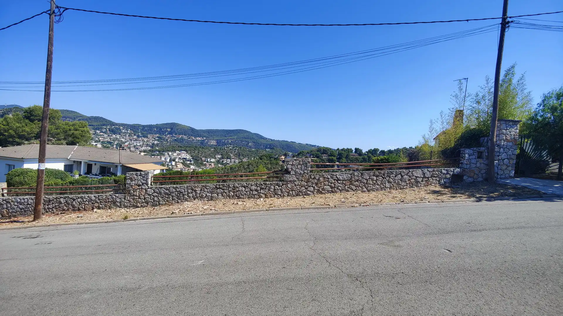 Terreny residencial en venda a Vallirana, imagen 7