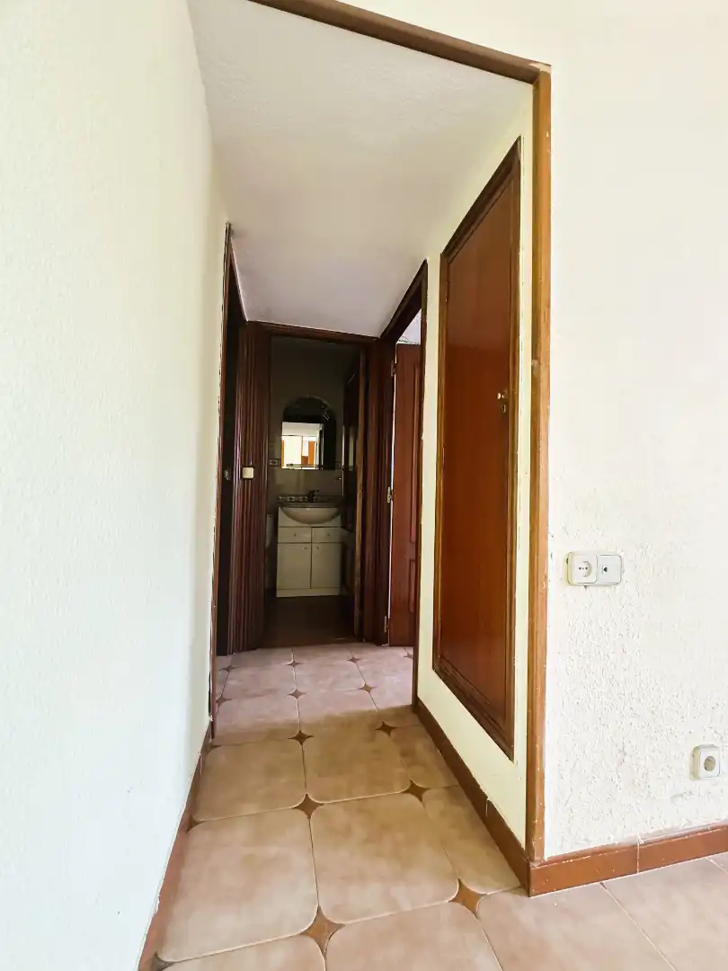 Flat for sale in Madrid  with Air Conditioner, Heating and Oven
