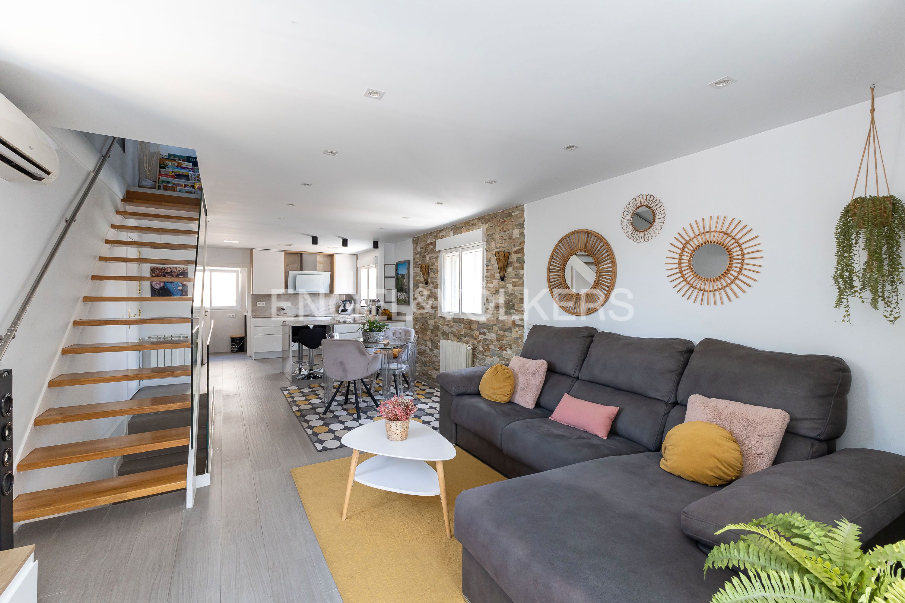 Living room of House or chalet for sale in Pozuelo de Alarcón  with Air Conditioner, Heating and Private garden