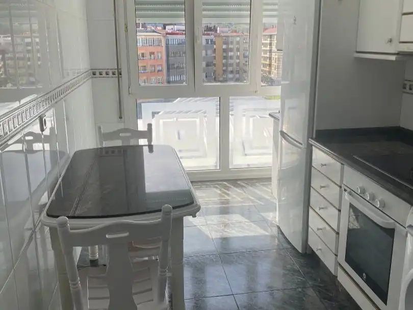 Cocina de Piso de alquiler en Siero