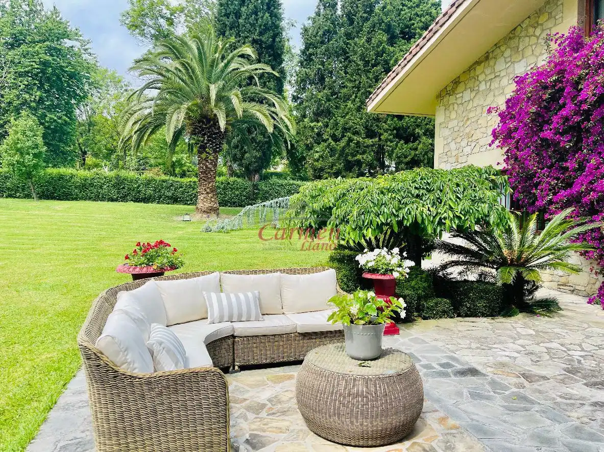 Jardín de Casa o chalet en venta en Loiu con Jardín privado, Terraza y Trastero