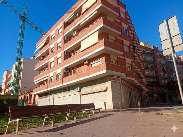 Local comercial en Alquiler en Garrofers en Porta