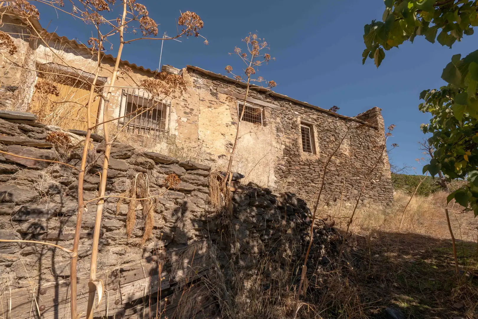 Vista exterior de Finca rústica en venda en Válor amb Jardí privat i Terrassa
