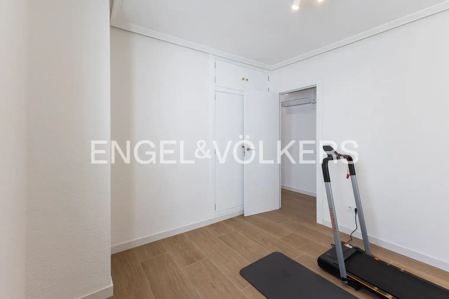 Attic for rent in El Puig de Santa Maria  with Air Conditioner, Heating and Terrace