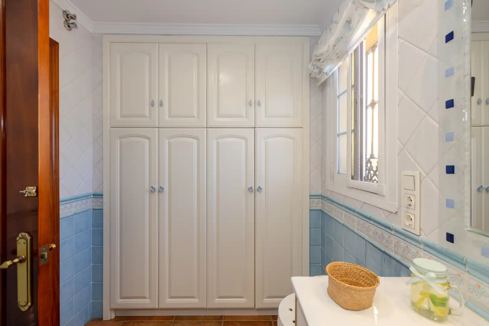 Bathroom of Houses for sale in Málaga  with Air Conditioner, Heating and Private garden