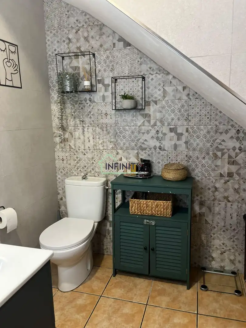 Baño de Planta baja en venta en Bellreguard con Calefacción y Amueblado