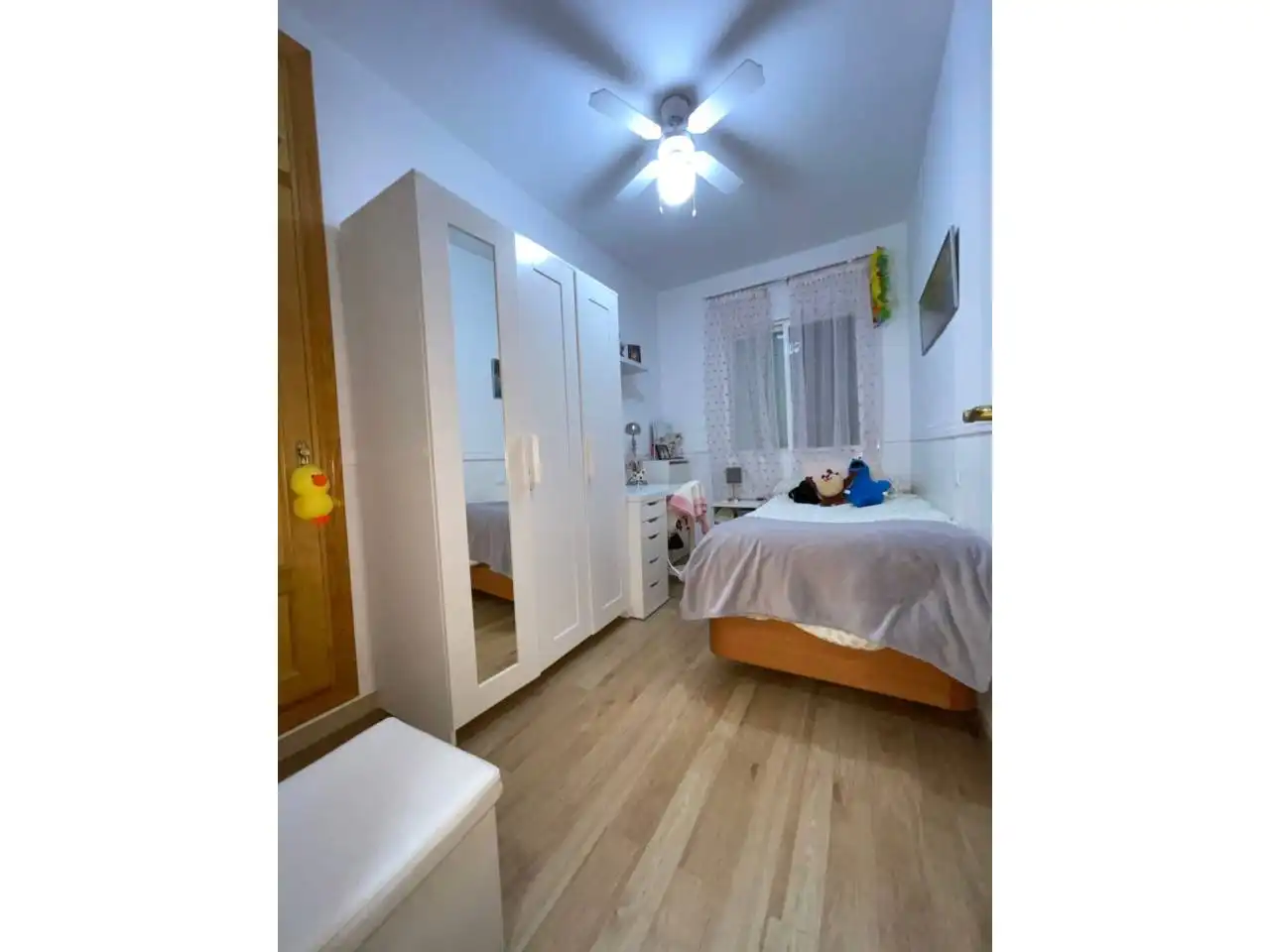 Habitación de Piso de alquiler en Estepona con Aire acondicionado, Calefacción y Terraza