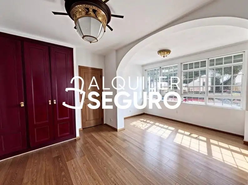 Bedroom of Houses for rent in Madrid  with Heating, Terrace and Storage room