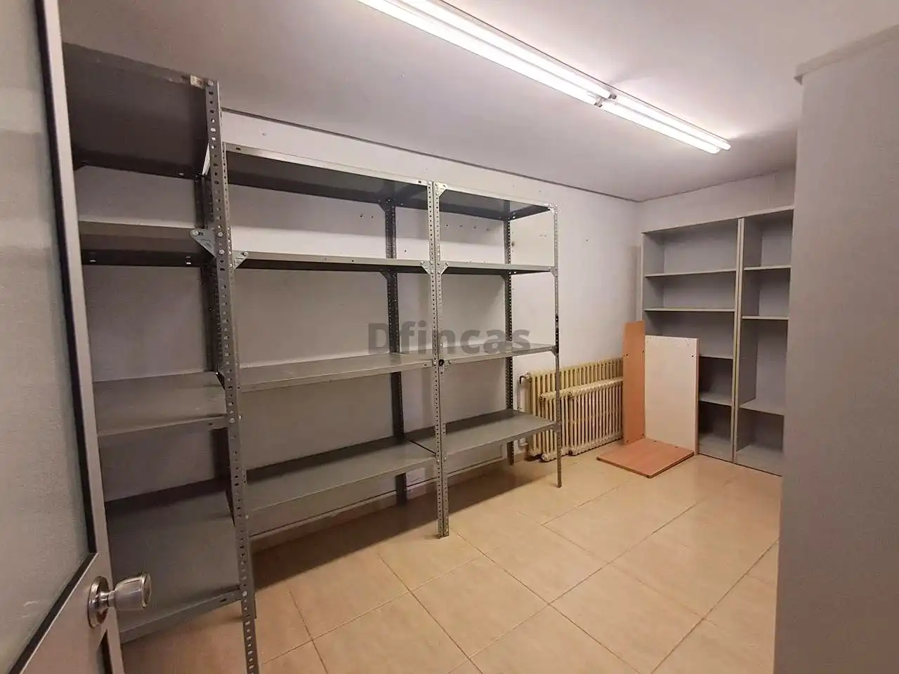 Oficina de alquiler en Teruel