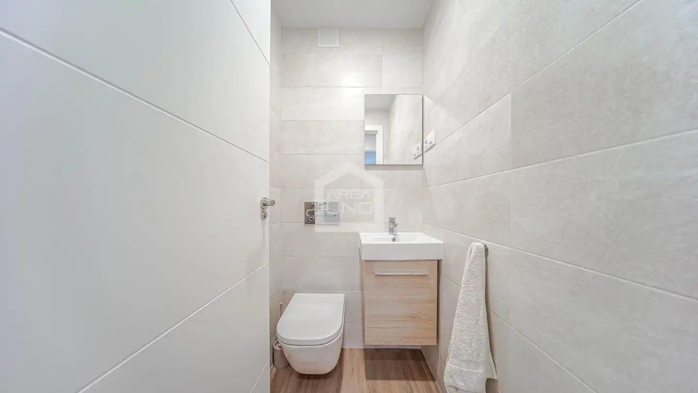 Baño de Piso en venta en Alcorcón con Aire acondicionado, Calefacción y Terraza