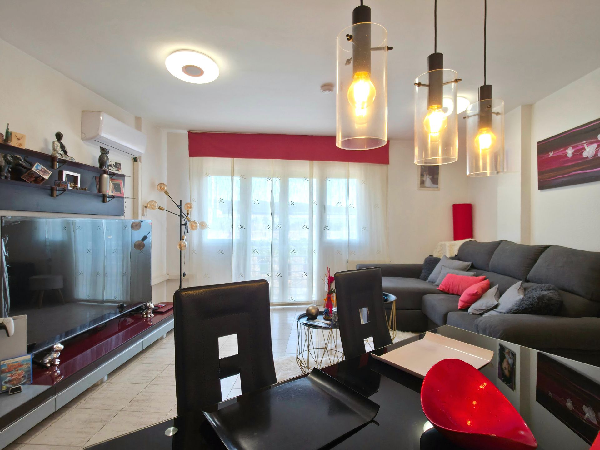 Wohnzimmer von Wohnung zum Verkauf in Sant Andreu de la Barca mit Klimaanlage, Heizung und Terrasse