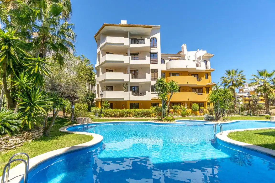 Exterior view of Attic for sale in Torrevieja  with Air Conditioner, Terrace and Storage room