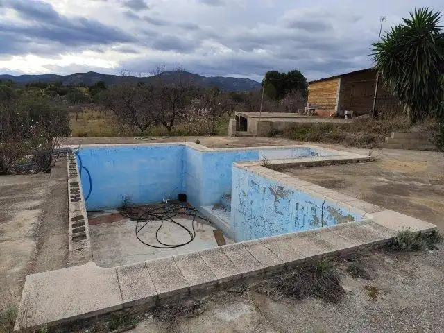 Piscina de Finca rústica en venta en Cheste