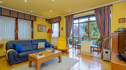 Foto 3 de Casa o chalet en venta en Avenida Pepín Rodríguez, 11, Colloto, Oviedo