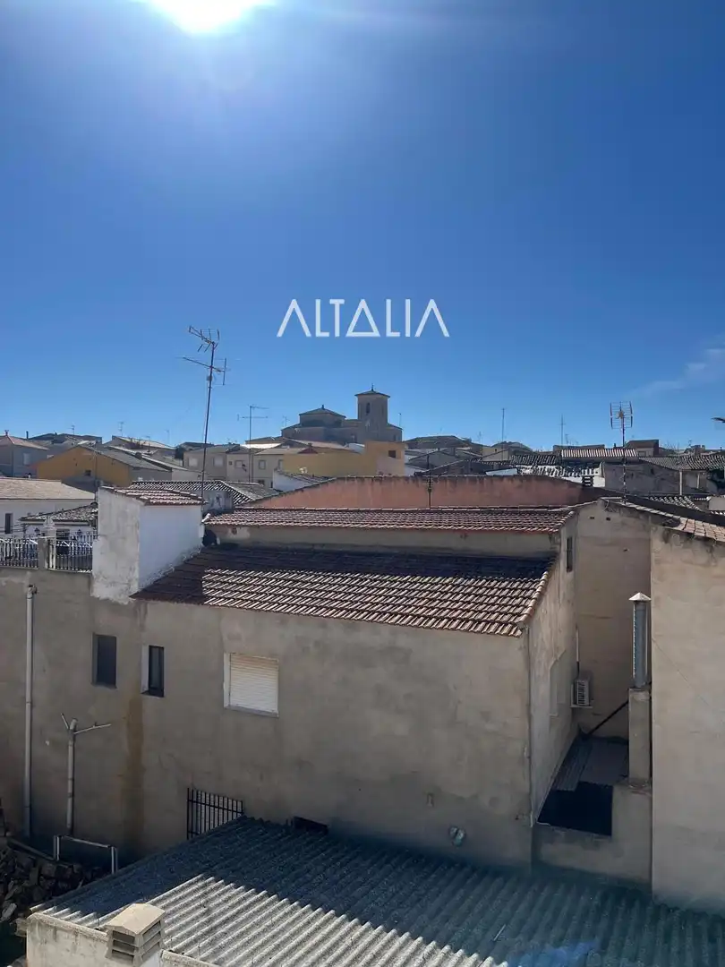 Exterior view of Houses for sale in Pinarejo  with Air Conditioner, Heating and Furnished