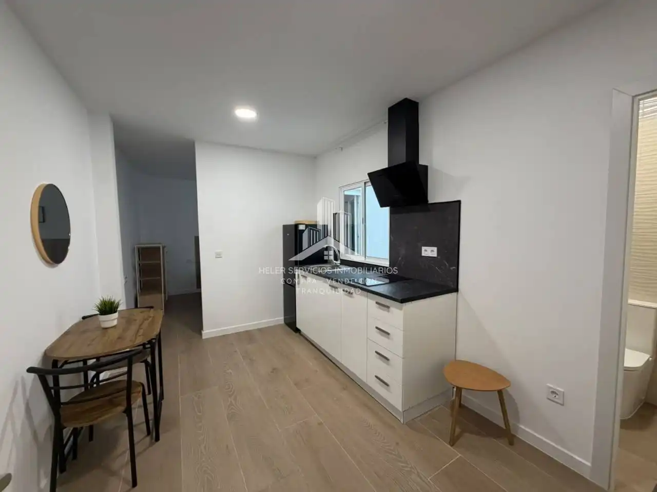 Study for rent in Calle Mare de Déu del Roser, Avenida Alemania-Italia
