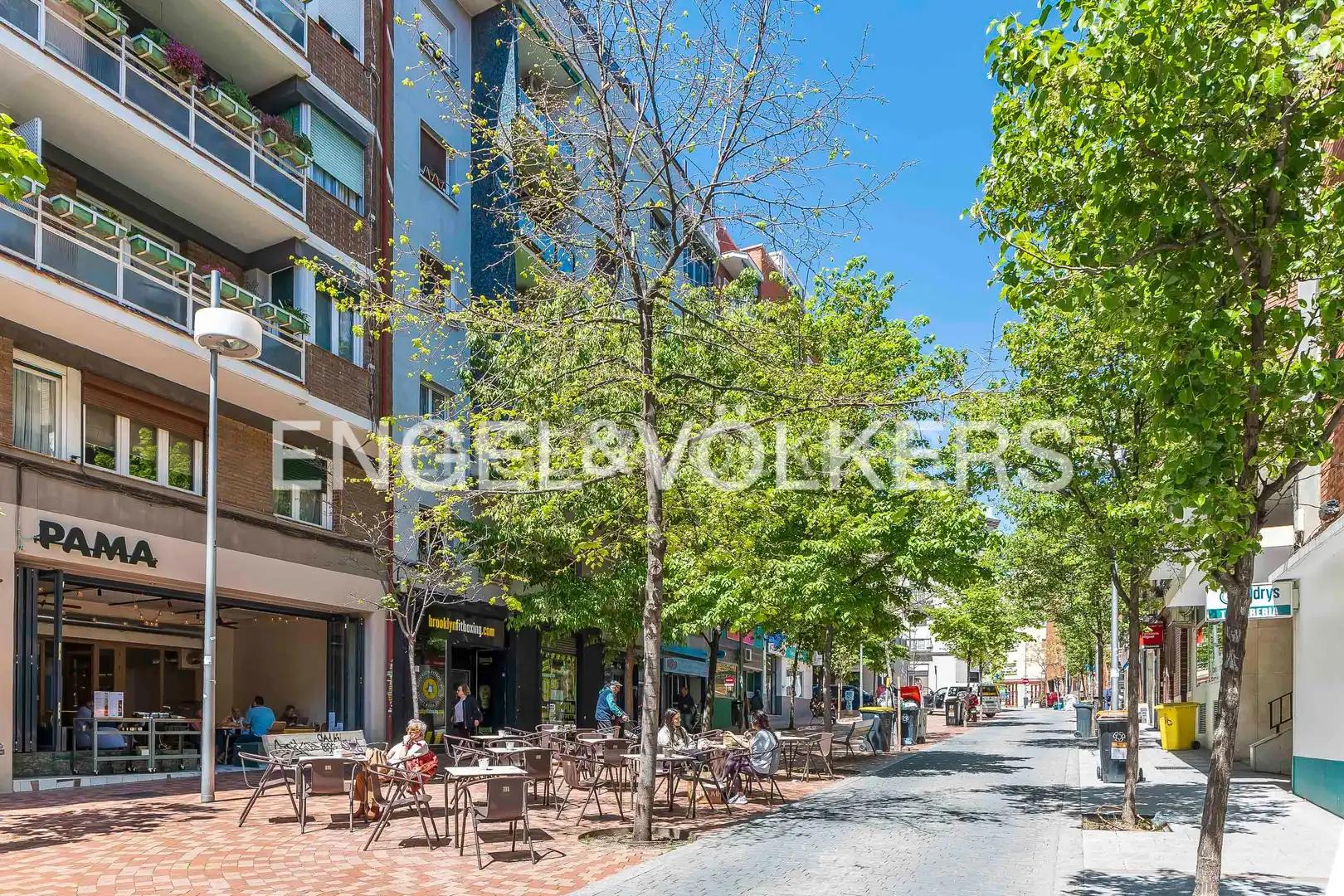 Exterior view of Flat for rent in Madrid  with Air Conditioner, Heating and Terrace