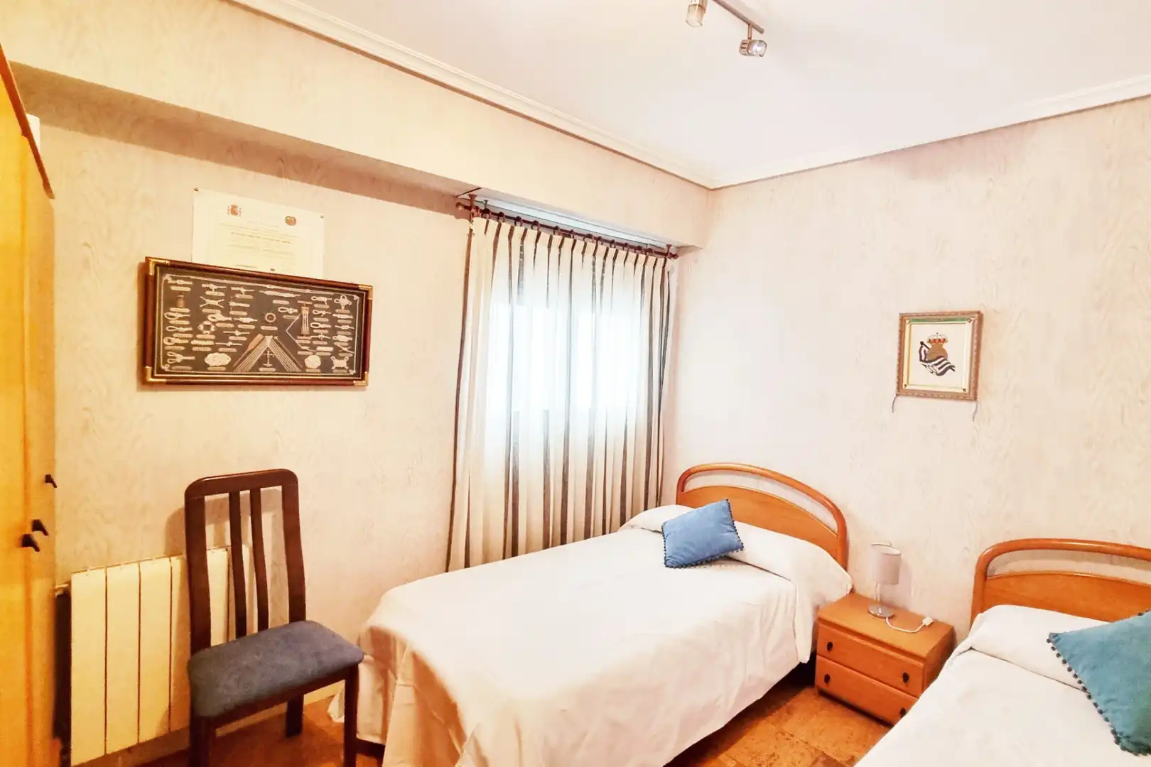 Habitación de Piso en venta en Errenteria con Calefacción, Trastero y Amueblado