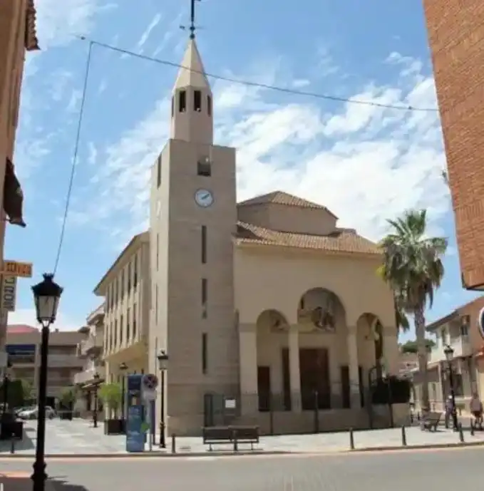 Vista exterior de Piso en venta en San Pedro del Pinatar con Terraza