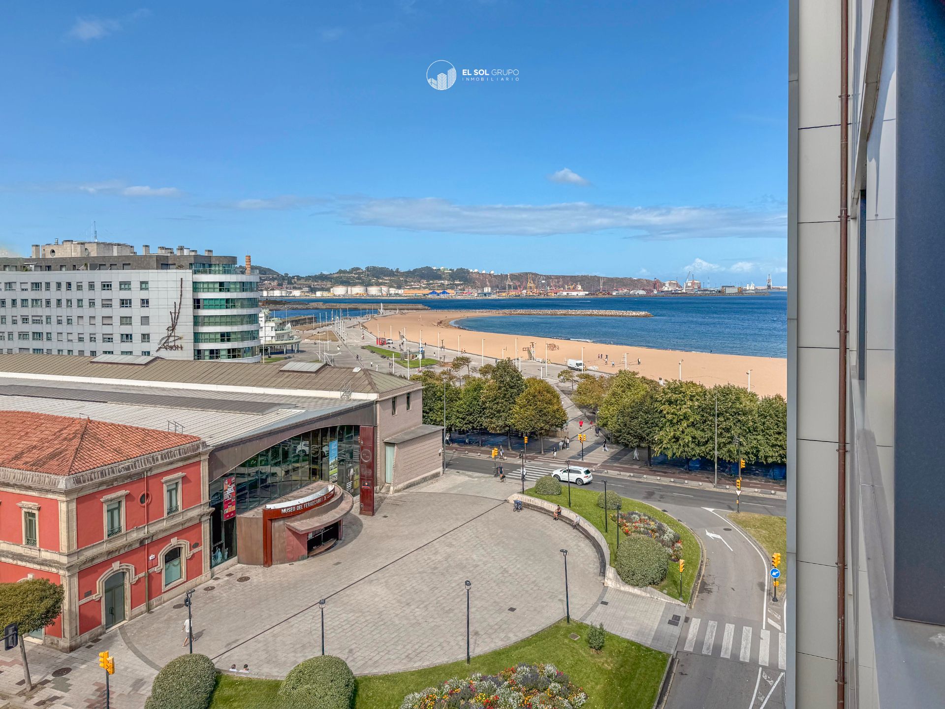 Vista exterior de Pis en venda en Gijón  amb Calefacció i Parquet