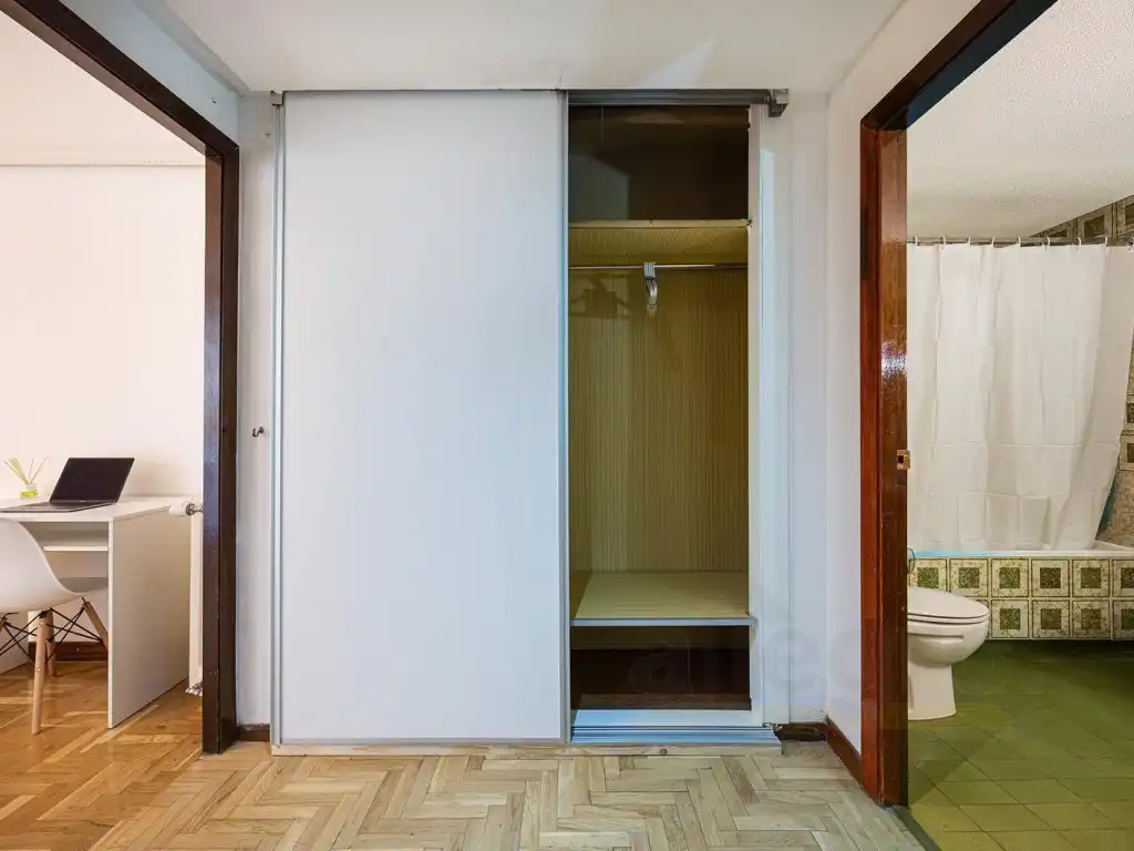Bedroom of Flat for sale in Madrid
